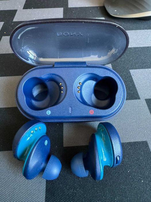 Pachet Sony: Căști WH-1000XM3 (Noise Cancelling) + BONUS Sony WF-XB700