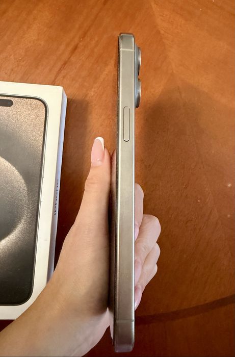 Продам iphone 15 Pro Max 512 gb