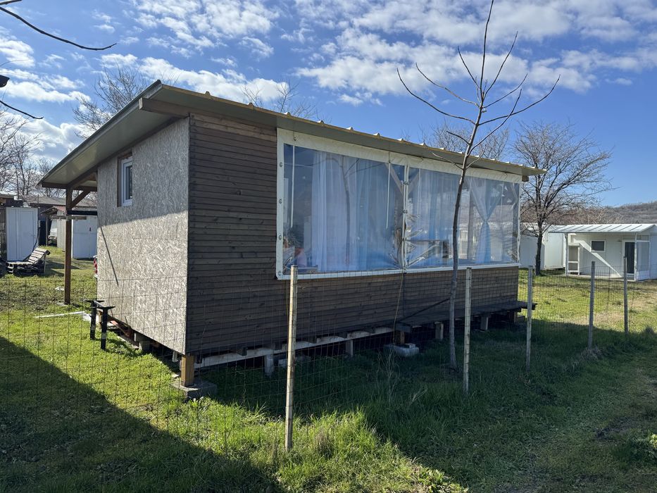 Каравана с навес