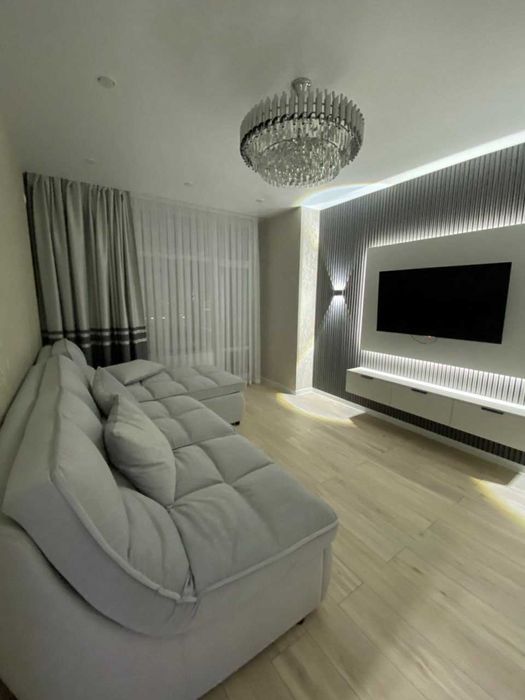 продам 2 комнатную квартиру