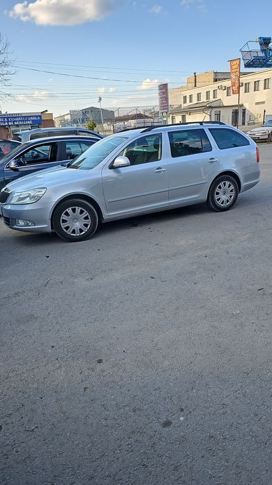 Rent a car-inchirieri auto/cabrio/decapotabila /transfer aeroport