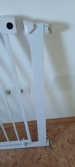 Ușa de metal pentru scări, baby proof