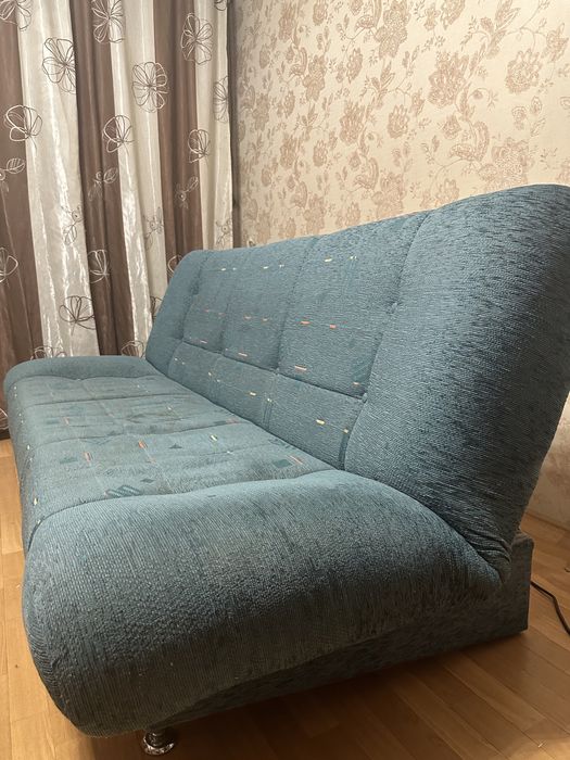 Диван комфортный и просторный