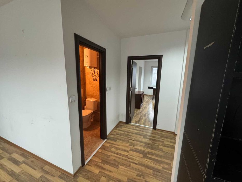 Продава се Офис в Варна, ЖП Гара - 170 кв.м за 6 €/кв.м - Снимка #13