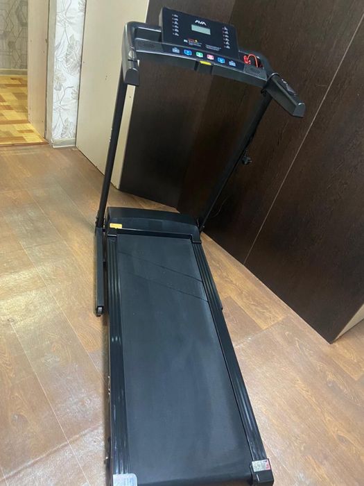 Продам беговую дорожку