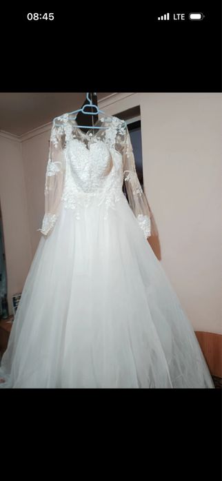 Rochie mireasă albă