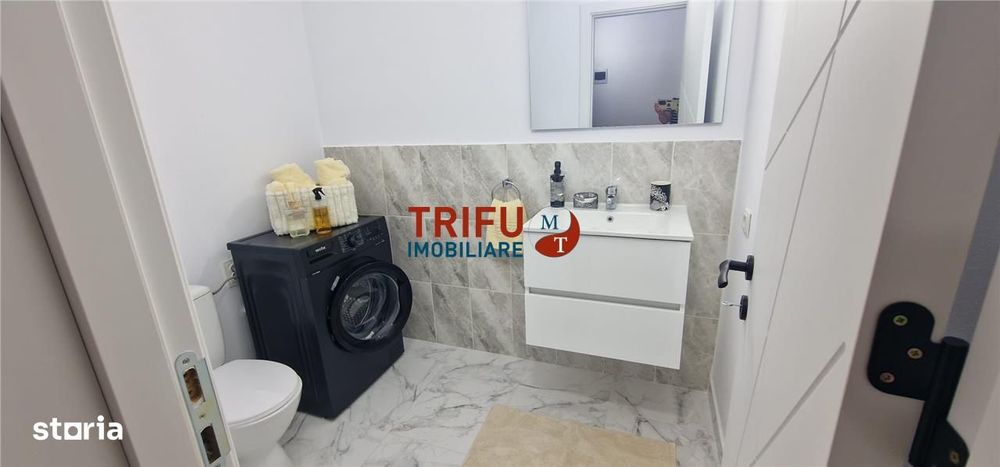 Apartament 3 camere de vanzare zona Arex