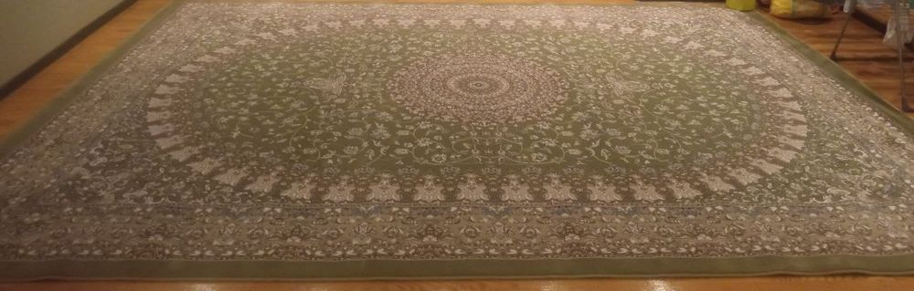 Продается новый ковер Ургаз