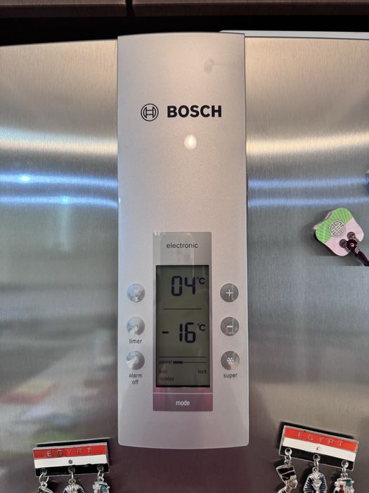 Холодильник bosch с морозильником снизу