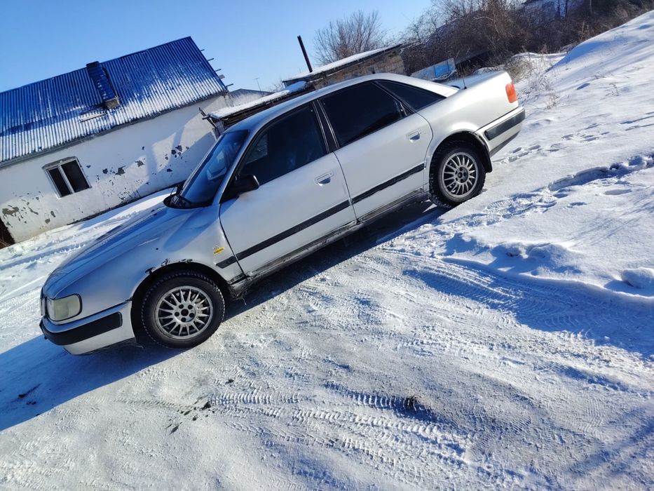 Продам ауди 1 0 0