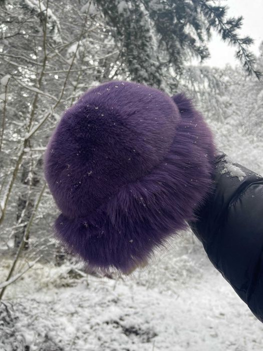 Модерна зимна пухена шапка