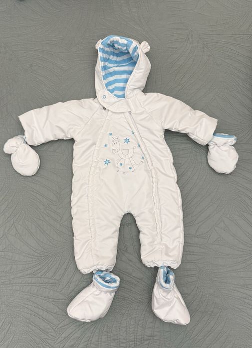 Космонавт за бебе