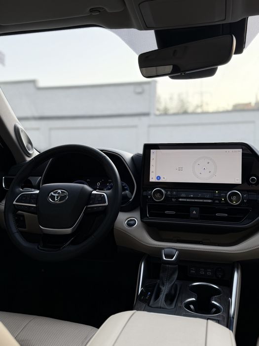 Toyota Highlander Hybrid Limited Full 2025 yil