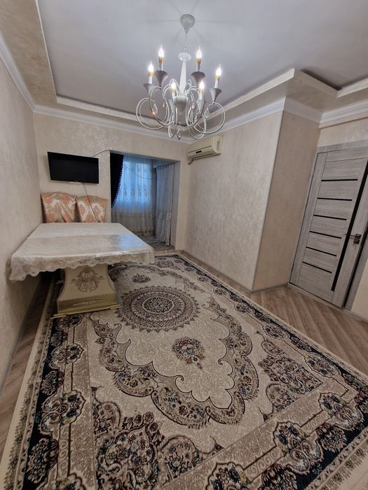 Продаётся Бобур 3-х комнатная