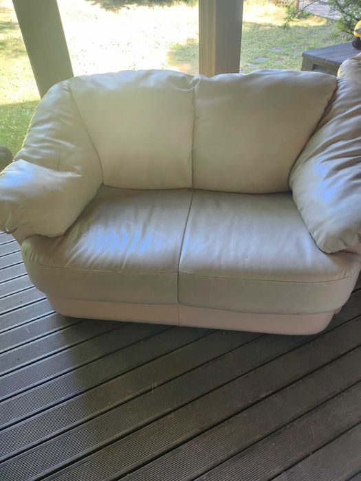 Продавам три броя италиански дивани телешка кожа