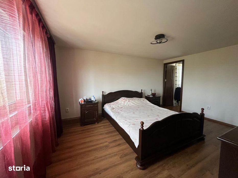 Casa in Malu Mare, teren 2354 mp,curte mare si potential extindere