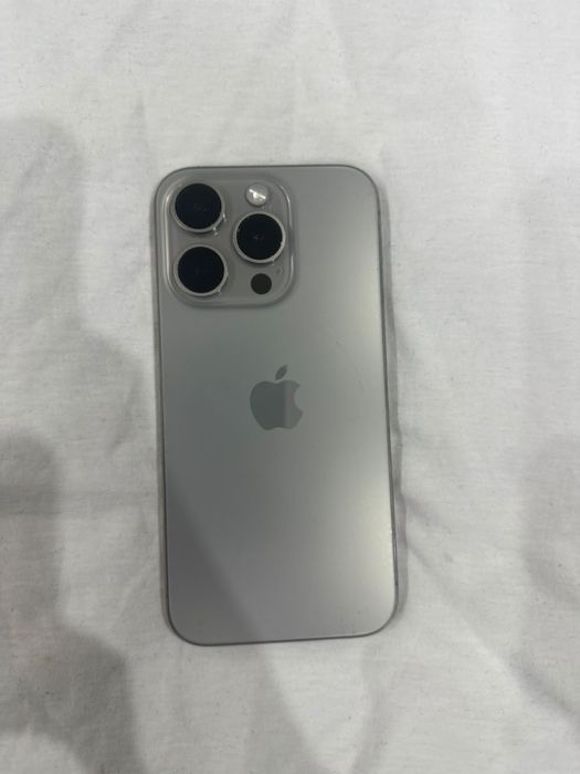 IPhone 15 pro идеальном состаяние