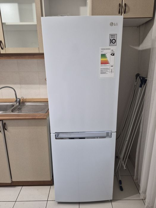 Продам холодильник LG