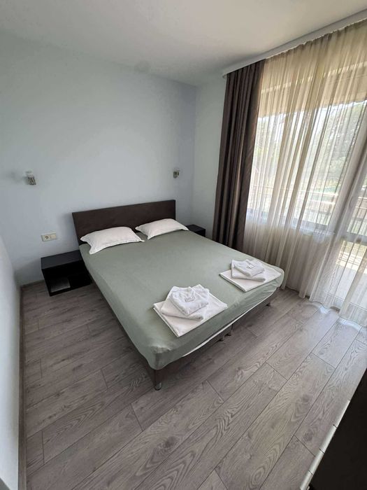 Продава се Хотел в Казанлък - 7000 кв.м за 132 €/кв.м - Снимка #4