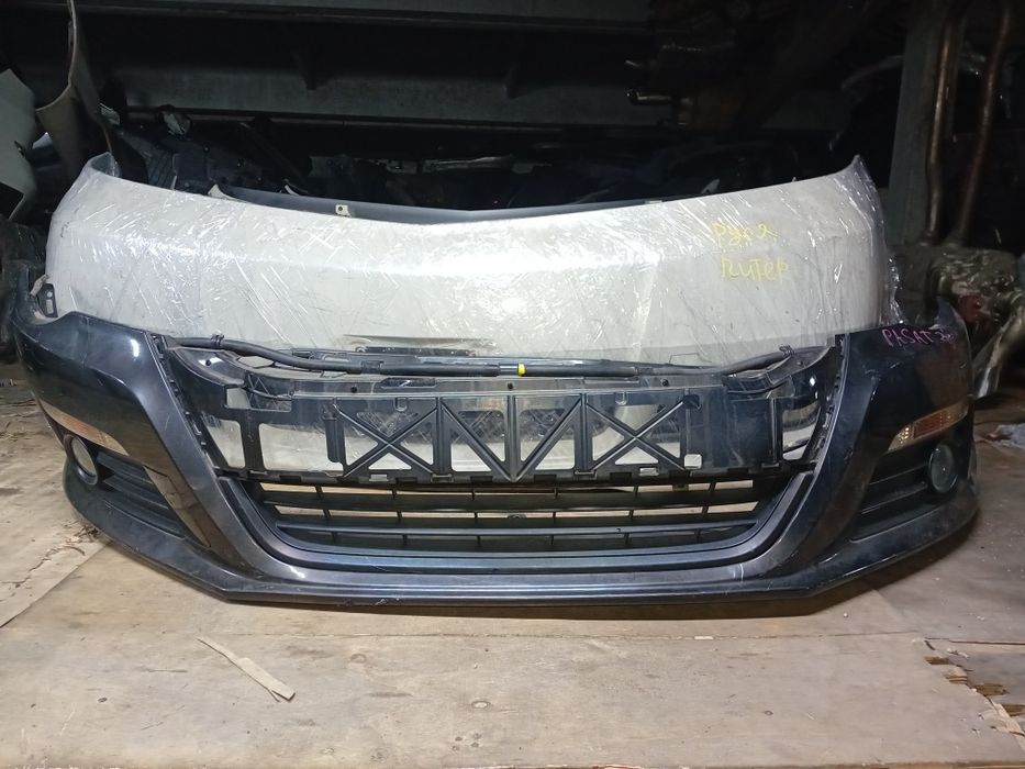Передний бампер Volkswagen Passat CC