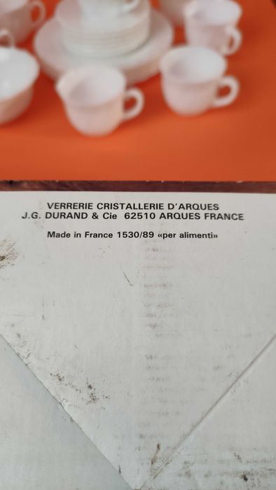 *Arcopal* Франция чисто нов сервиз за кафе от 20 части