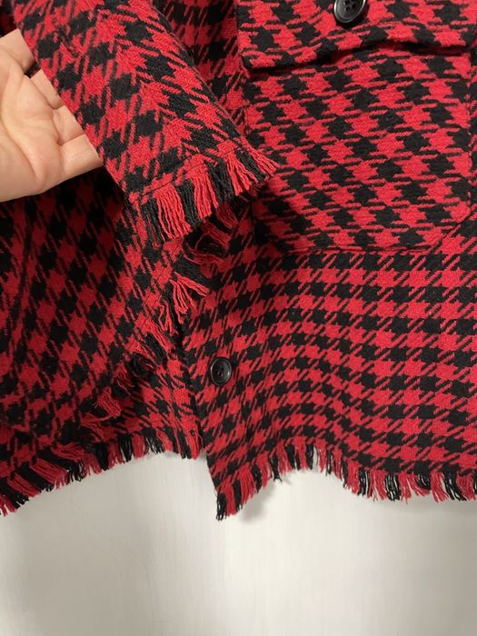 Спортно-елегантно,късо сако.