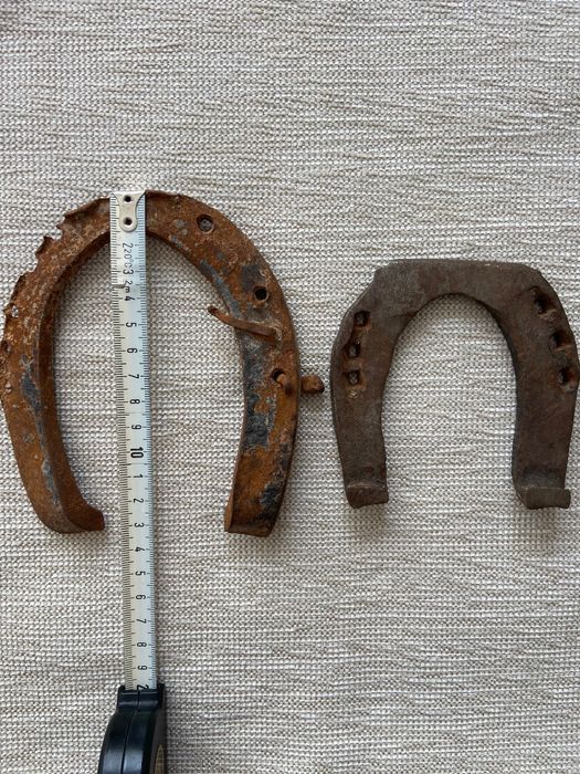 2 Старинни подкови