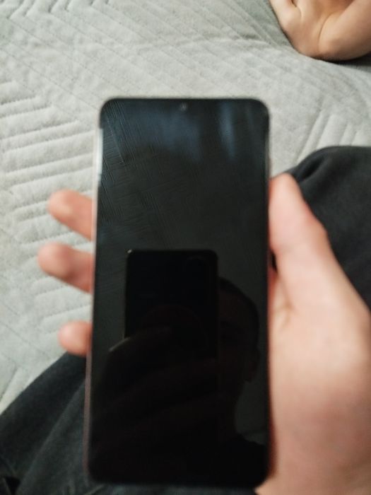Продаю samsung galaxy a04s