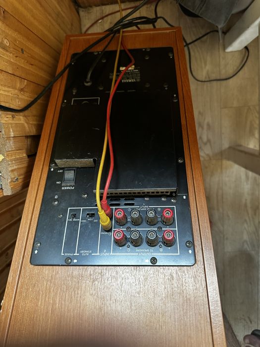 Yamaha RX-V1200 + 4 колонки и саб