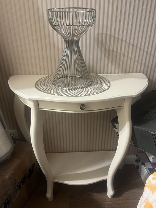 Сервант в гостинную и др мебель