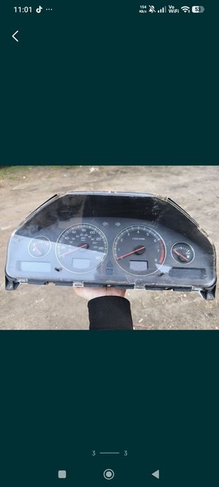 Volvo  s60 приборная панель