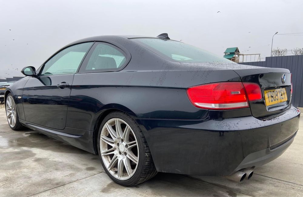 Dezmembrez BMW 330d E92 ,Motor 245cp N57 ,NAVI CIC, Hi-Fi