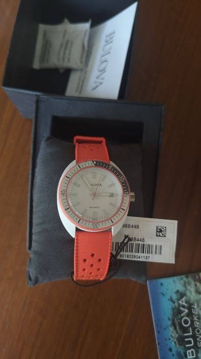 Bulova Snorkel Nemo Clownfish часовник