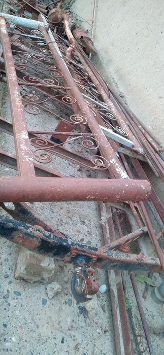 Уаз  запчастлари арзон  нархда.сотилади.