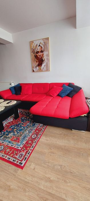 Canapea extensibila cu lada de depozitare