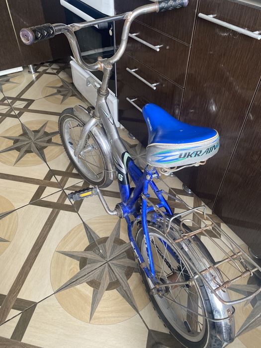 Продам детский велосипед Украина б/у