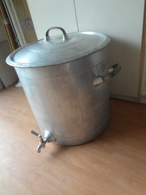 Много голям съд - казан ( бака ) - 100 литра