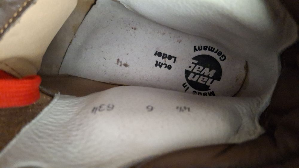 Vând bocanci de munte stare Noi