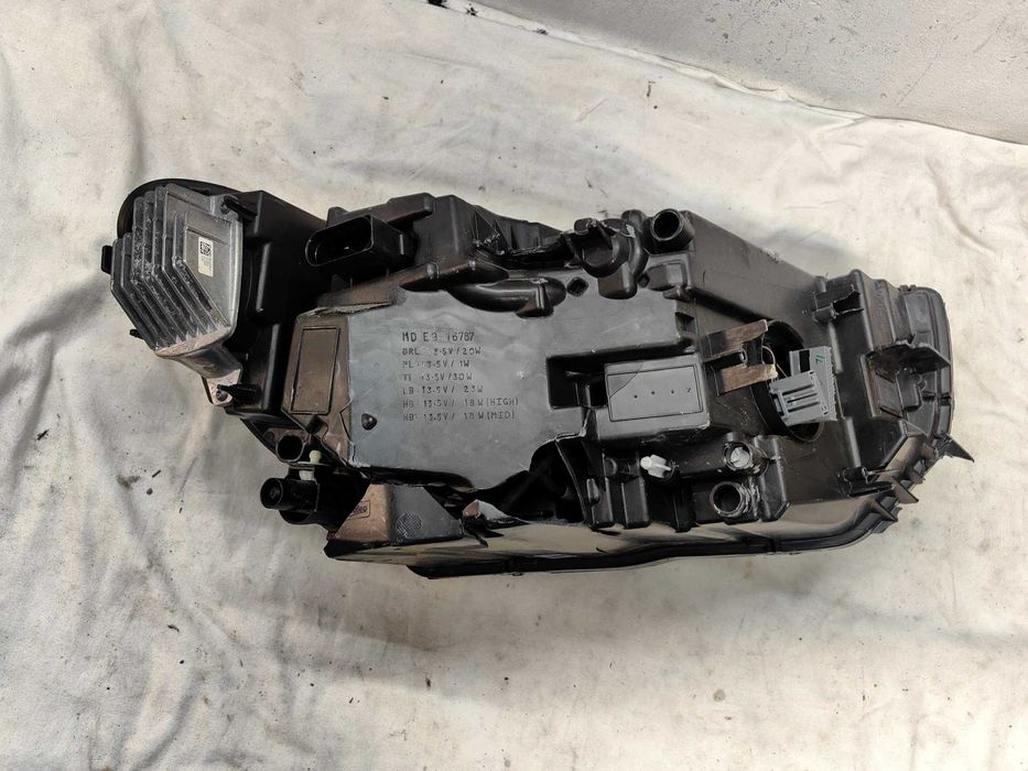 Оригинален фар Волво XC40  Volvo XC40 Full Led