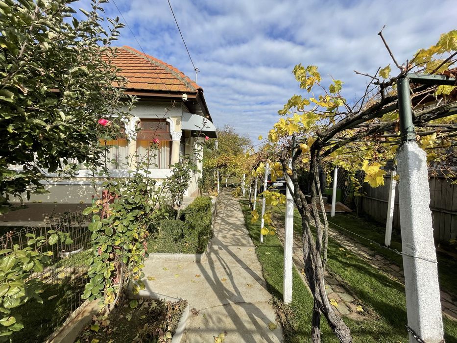 Casa de vanzare sat Izvoarele