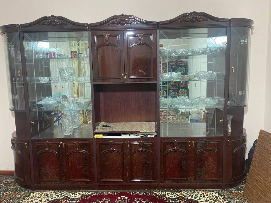 Mebel italyanski stenka