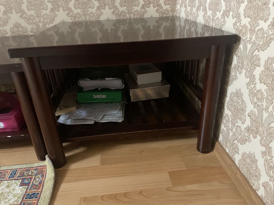 2 журнальных стола