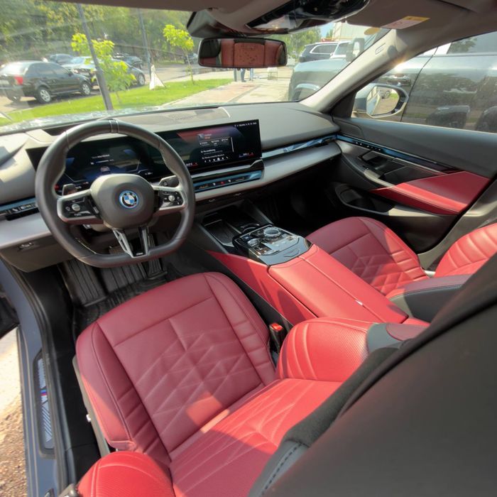 BMW I5 50L Nasiya Savdoga Sotiladi!