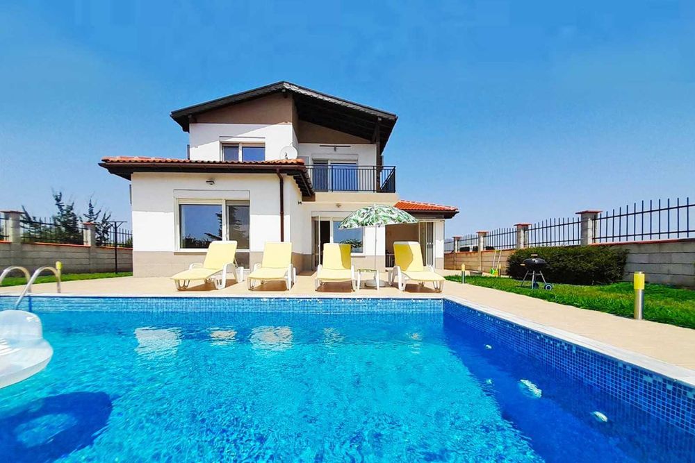 Продава се Къща в с. Дуранкулак, Област Добрич - 130 кв.м за 2154 €/кв.м - Снимка #1