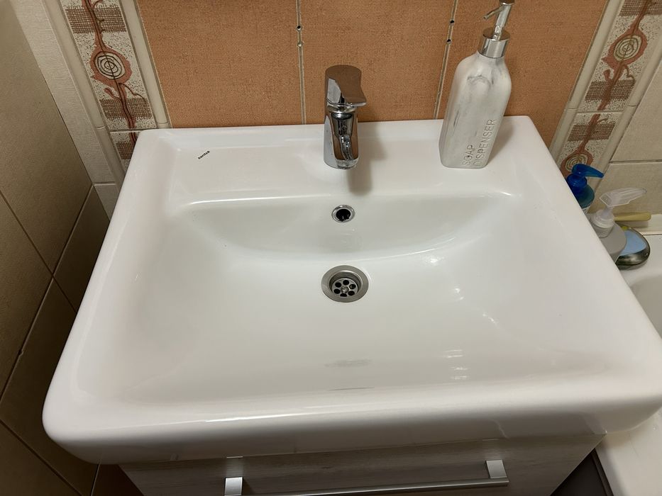 Продам  мебель для ванной комнаты