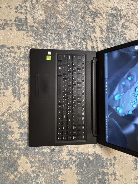 Продам ноутбук леново