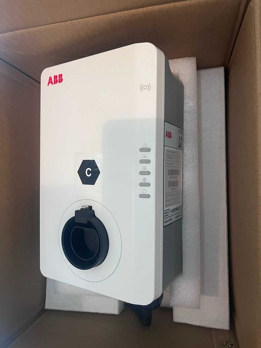 ABB Wallbox 11КВ  НОВА зарядна станция за електрически автомобили.