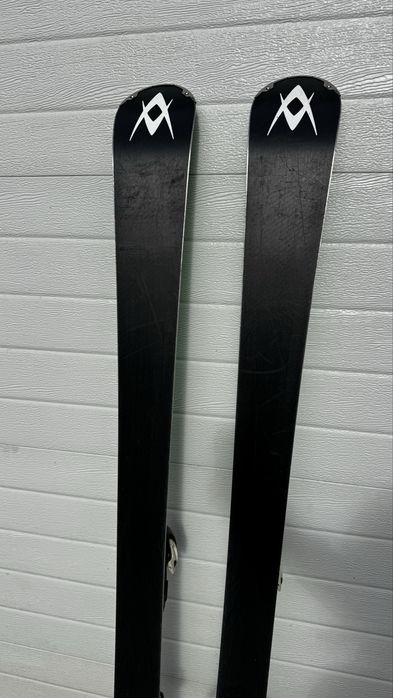 Schiuri VOLKL Code UVO 167 cm