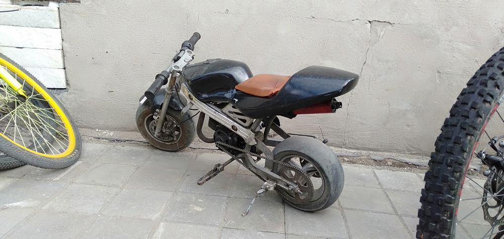 Минибайк продам мопед