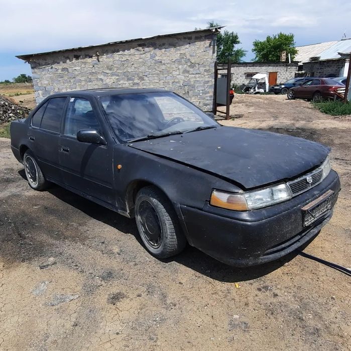 Ниссан Максима 3.0 МКПП 1990